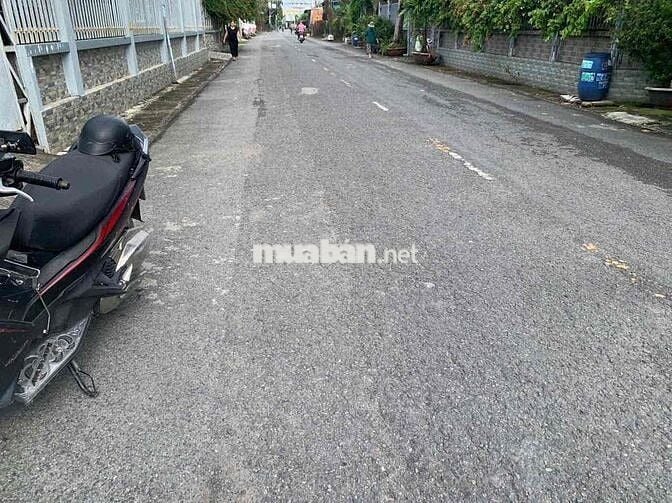 💰 Giá 18 tr- 10x35m - Có sẵn văn phòng - Trần laphong - Nền gạch#CH