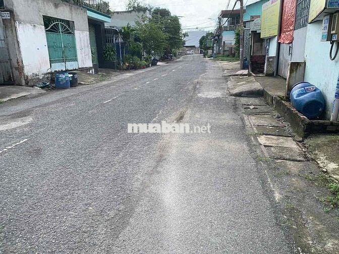 💰 Giá 18 tr- 10x35m - Có sẵn văn phòng - Trần laphong - Nền gạch#CH
