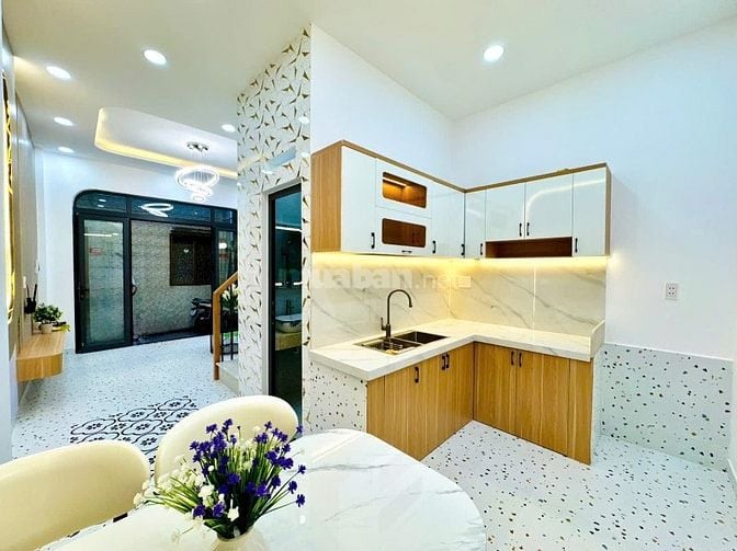 ⭐️Nhà tuyệt đẹp Cao cấp cách Mặt tiền Huỳnh Văn Bánh 10m, P15, Q.Phú N