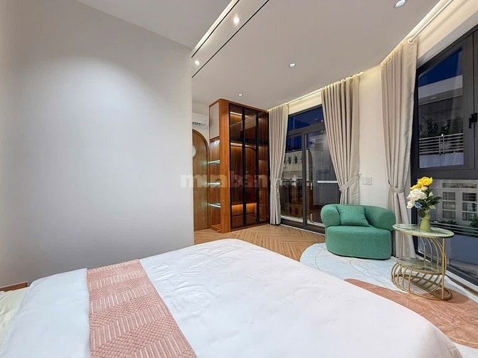 Siêu phẩm 5 Lầu THANG MÁY DT:6x13m góc 2 mặt hẻm xe hơi Phạm V Chiêu