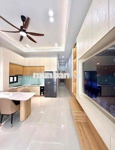 căn nhà thuê full nội thất Phạm Ngũ Lão