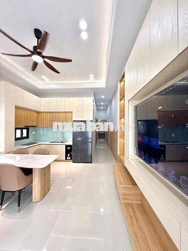 Nhà cho thuê: Phạm ngũ lão( hẻm 29) đã vào nội thất.