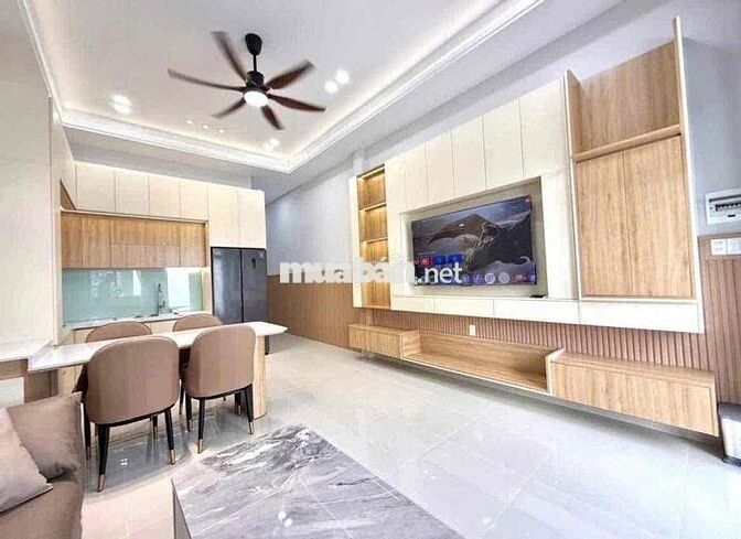 căn nhà thuê full nội thất Phạm Ngũ Lão