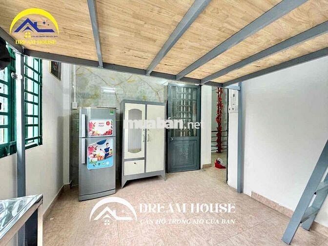 PHÒNG TRỌ SINH VIÊN BAN CÔNG ĐẦY ĐỦ NỘI THẤT GẦN ĐẠI HỌC VĂN HIẾN 10P