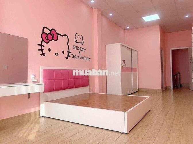 nhà mới đẹp- Q3 - DT : 3,5m x 15m - hẻm xe hơi  - 18 triệu TL
