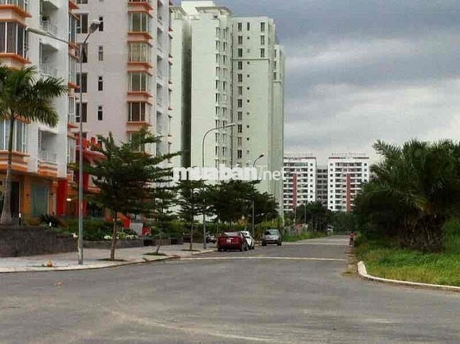 Bán đất 5x20m mặt tiền đường 12m có móng KDC 13E Intresco xã Phong Phú