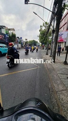 CHo thuê nhà góc 2 mặtt iền đường Quang trung 5x15m thông suốt