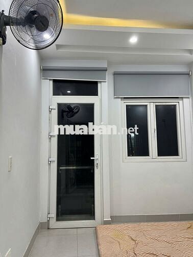 Phòng Quận 3, 10-15 m2, gần chợ Bàn Cờ, an ninh,Thoáng mát, tiện nghi