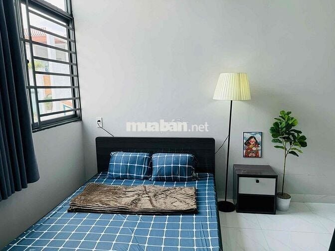 Siêu Phẩm Studio - Cửa Sổ Trời