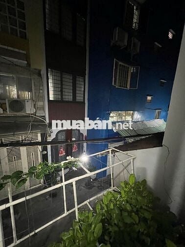 Phòng Quận 3, 10-15 m2, gần chợ Bàn Cờ, an ninh,Thoáng mát, tiện nghi