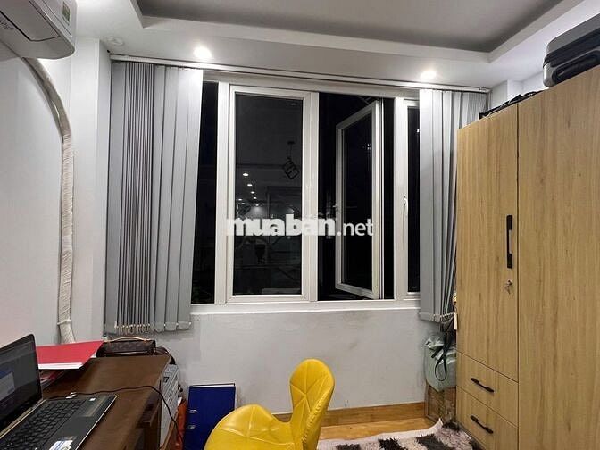 Phòng Quận 3, 10-15 m2, gần chợ Bàn Cờ, an ninh,Thoáng mát, tiện nghi
