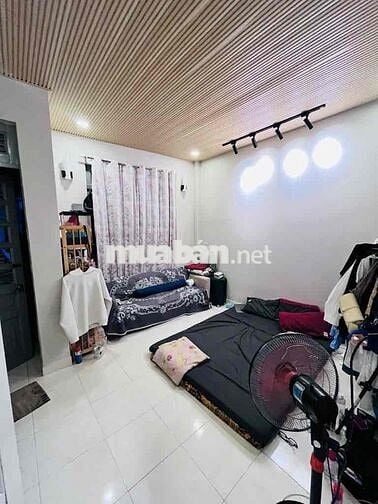 Bán nhà gần Cầu Chữ Y, P3,Q8, Nhỉnh 3tỷ xxx ( xxx tiểu học )