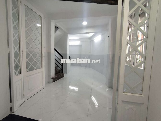 NHÀ 4 TẤM - PHAN XÍCH LONG - 4ĐỒNG HƠN-3PN 4WC-SHR KHÔNG QH,LG
