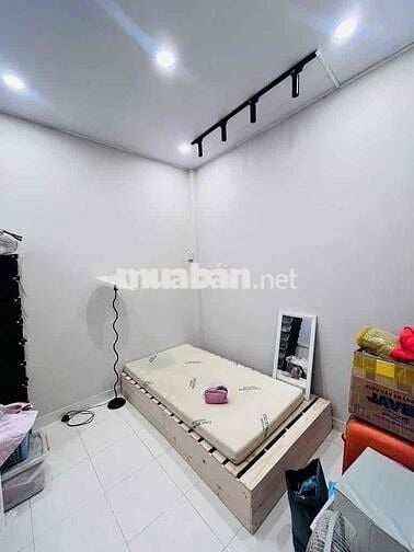 Bán nhà gần Cầu Chữ Y, P3,Q8, Nhỉnh 3tỷ xxx ( xxx tiểu học )
