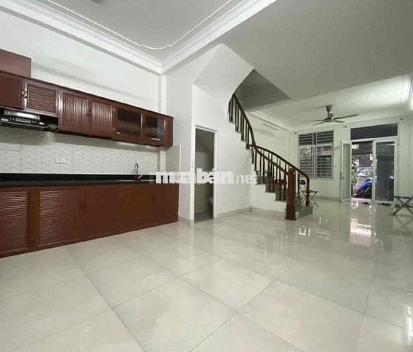 BÁN NHÀ  HÀ ĐÔNG, 70,6 m2 Ô,tô vào nhà Giá 5,85 tỷ