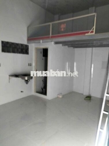 Cho thuê nhà nguyên căn hiện có 8 phòng ngủ đều có gác máy lạnh