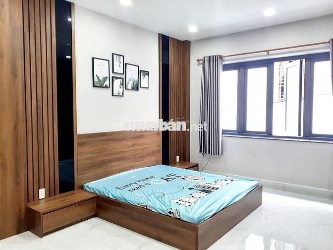 Cho thuê nhà sang xịn Đinh Tiên Hoàng, Quận 1 – 14tr/tháng