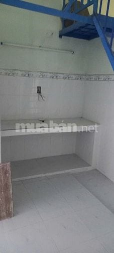 Cho thuê nhà mặt tiền Trường Chinh, P.15, Q.Tân Bình giá 7tr