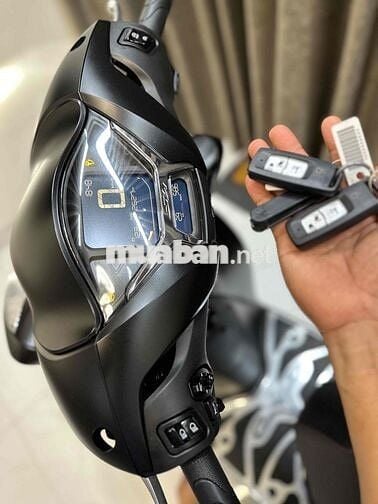 SH 160abs bản thể thao siêu lươt vài ngàn km