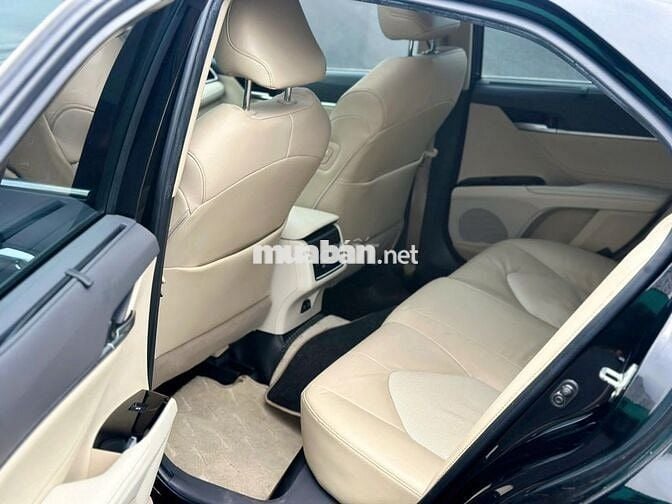 Toyota Camry 2.5Q 2021 cọp zin