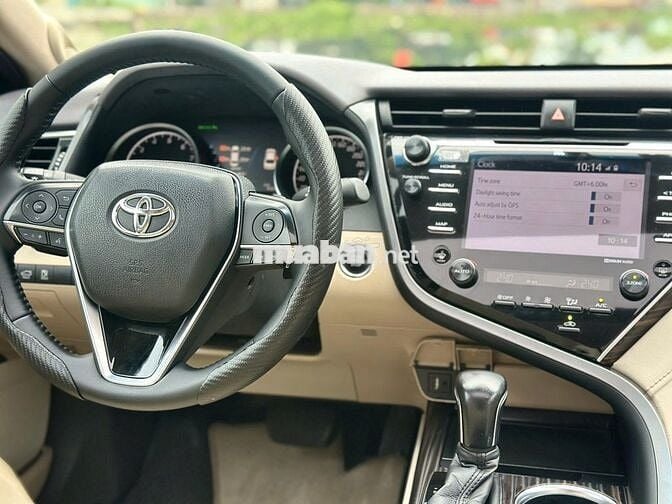 Toyota Camry 2.5Q 2021 cọp zin