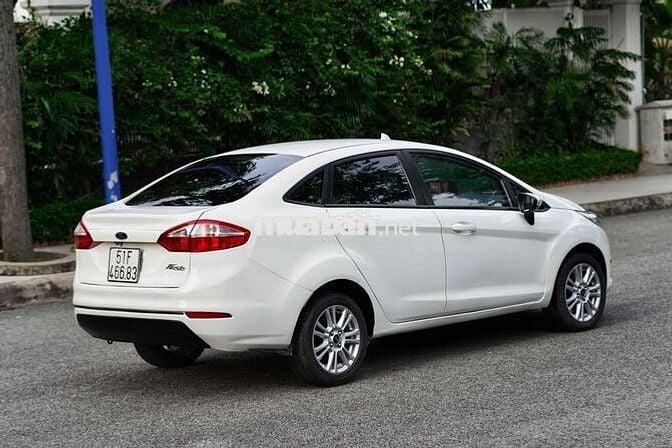 Ford Fiesta 1.5AT 2015 có 11v km xe full bảo dưỡng