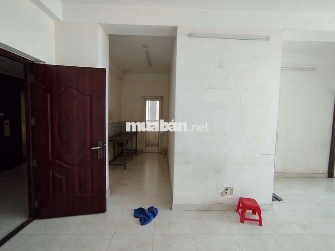 Bán căn hộ Nhất Lan 2, Bình Tân 72, 4m2 giá 2 tỷ 2, sổ hồng riêng.