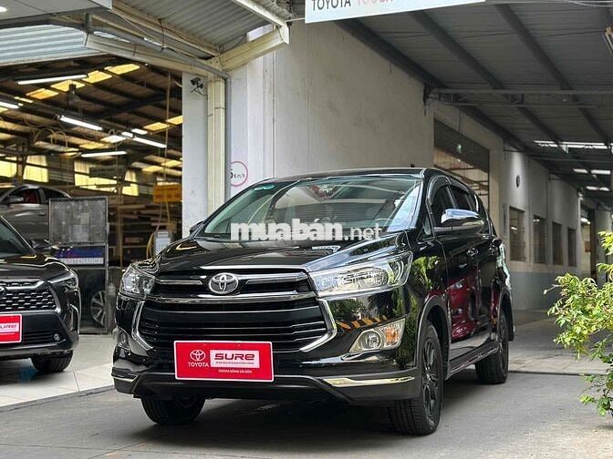 Innova 2018 Venturer còn thương lượng