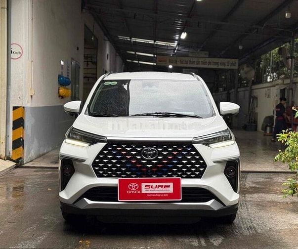 Veloz Cross 2022 CVT Top có thương thảo