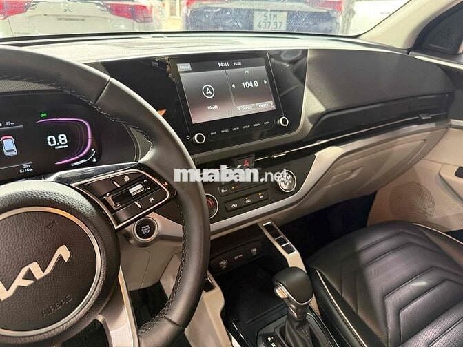 Xe Kia Carens 2024 1.5G IVT - ODO 6000 km