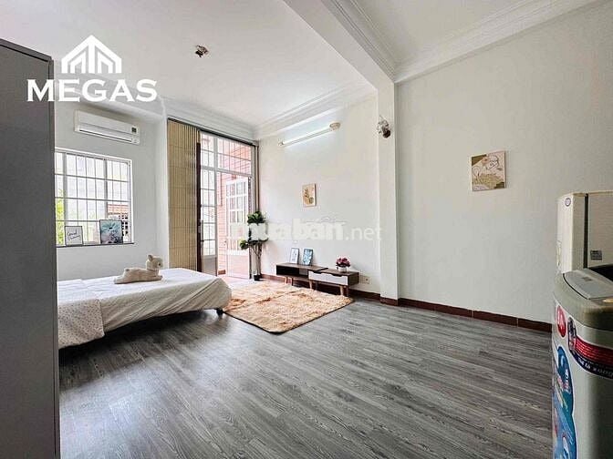 STUDIO BAN CÔNG FULL NỘI THẤT, MÁY GIẶT RIÊNG NGAY ĐH VĂN HIẾN, ÂU CƠ