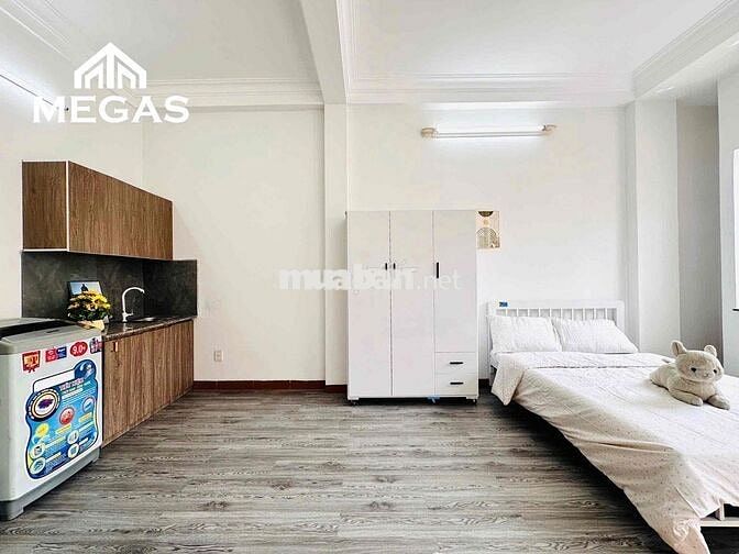 STUDIO BAN CÔNG FULL NỘI THẤT, MÁY GIẶT RIÊNG NGAY ĐH VĂN HIẾN, ÂU CƠ