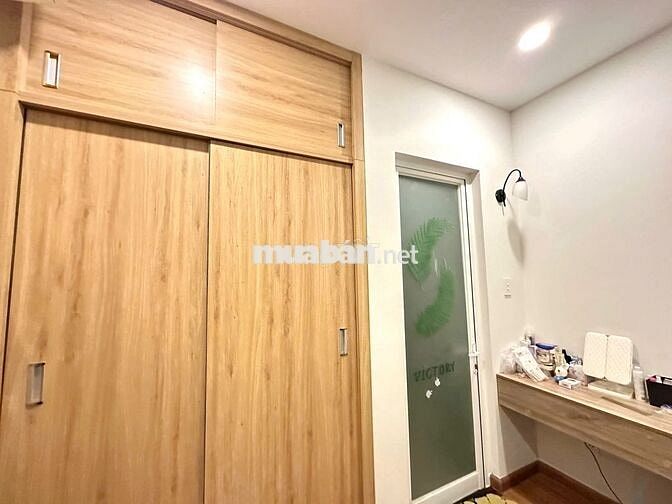 Bán nhanh khách thiện chí căn 62m2 2pn 2wc giá 2,2 tỷ (tặng nội thất)