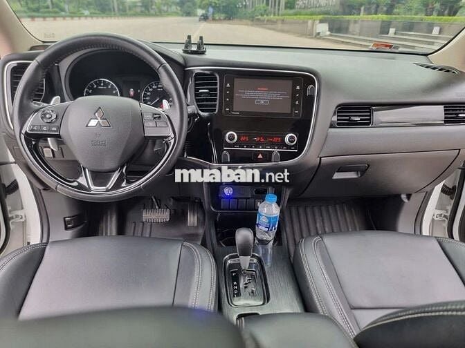 Misubishi Outlander 2.0-2021 CVT