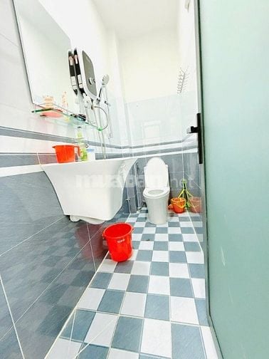3ty080 Nhà mới 1 lầu ở liền p12Q8 4,4 x 5,4 SHR hoàn công đủ
