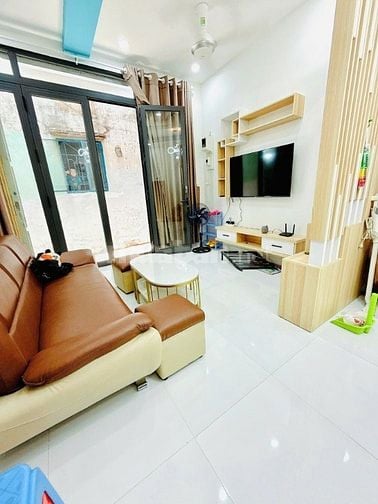 3ty080 Nhà mới 1 lầu ở liền p12Q8 4,4 x 5,4 SHR hoàn công đủ