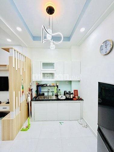 3ty080 Nhà mới 1 lầu ở liền p12Q8 4,4 x 5,4 SHR hoàn công đủ