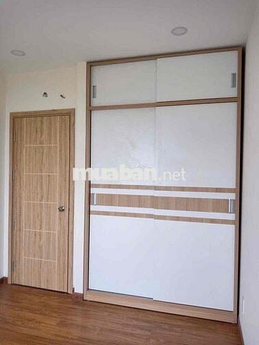Bán căn hộ 62m2 2PN 2 Wc hướng đông nam mát mẻ để lại nội thất