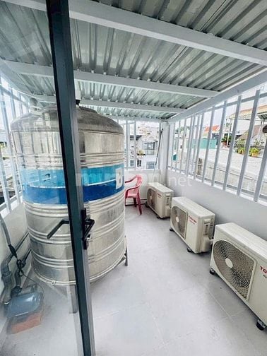 Bán nhà MT 181 Nhật Tảo, P8, Q10. DT 3x10m, trệt, lửng, 2 lầu, ST, 5P