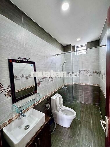 Chính chủ cho thuê CHDV:  gần đại học: Ngân Hàng, SPKT, Kiến Trúc