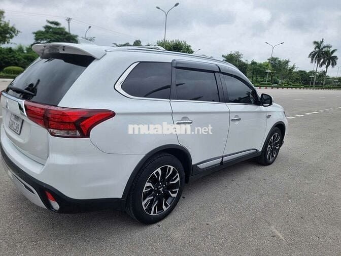 Misubishi Outlander 2.0-2021 CVT
