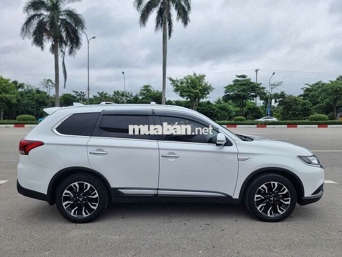 Misubishi Outlander 2.0-2021 CVT