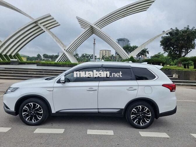 Misubishi Outlander 2.0-2021 CVT