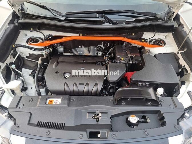 Misubishi Outlander 2.0-2021 CVT