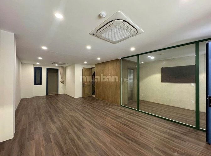 NHÀ MỚI -CHO THUÊ NHÀ HAI BÀ TRƯNG SÁT BÊN CHỢ TÂN ĐỊNH 