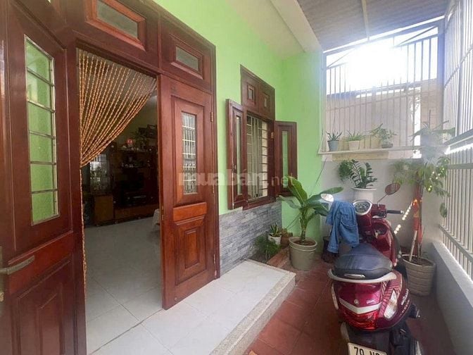 Bán nhà(Ngộp Banhk) DT82m2-2PN-Đ 6m-Vĩnh hoà-Nha Trang- chỉ 3ty6