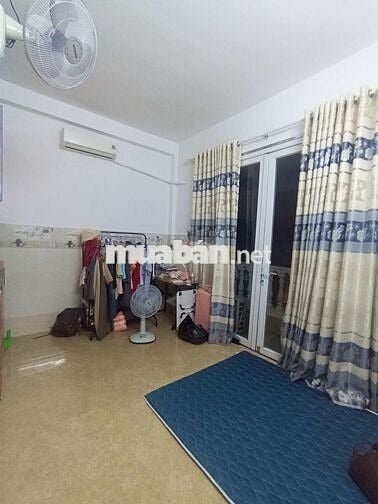 Tìm bạn nữ ở ghép Gò Vấp cách IUH 5 phút đi bộ