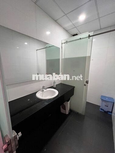 Hoa hậu sáng lạng Q1 - Mặt tiền 32 Lê Lợi Q1 giá sốc văng óc chỉ 5x !!