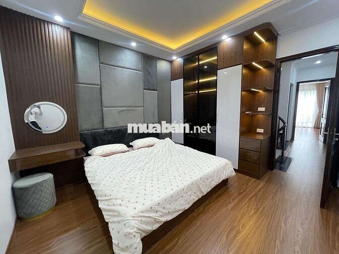 Xuân La nhà mới cách hồ Tây 3 phút đi bộ gần trường học các cấp