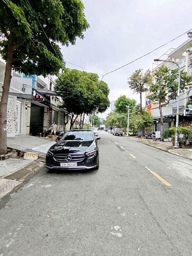 NHÀ ĐỐI DIỆN CÔNG VIÊN Ở ĐƯỜNG SỐ 13 Q6 (4X19) 5 TẤM. GIÁ 13,5 TỶ